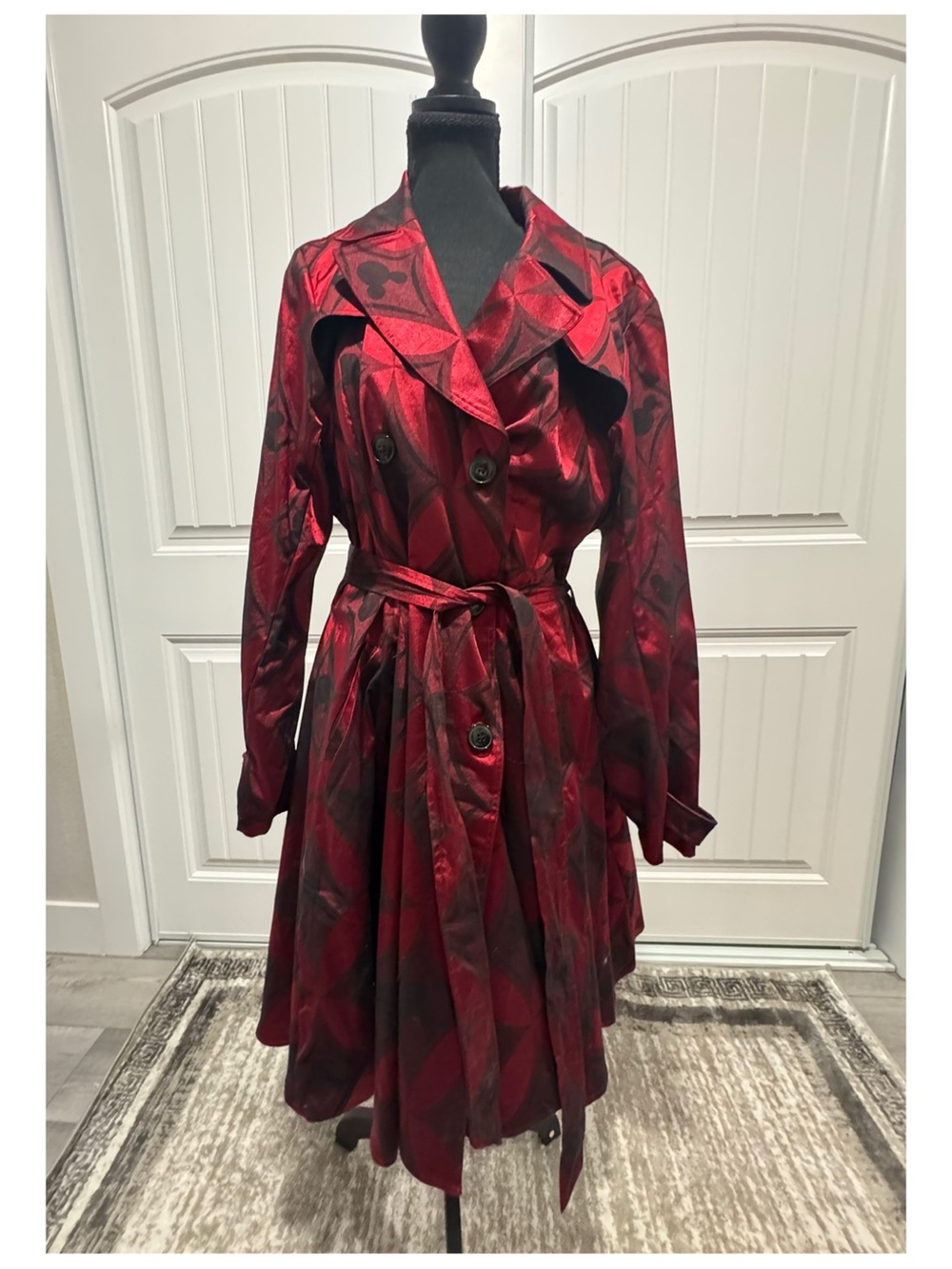 RARE..Disney Trench Coat…NWT! XL